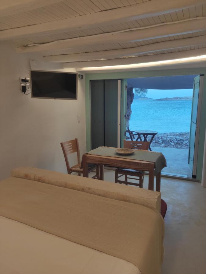 Apanemo Beach House Agios Nikolaos Kimolos Exterior photo